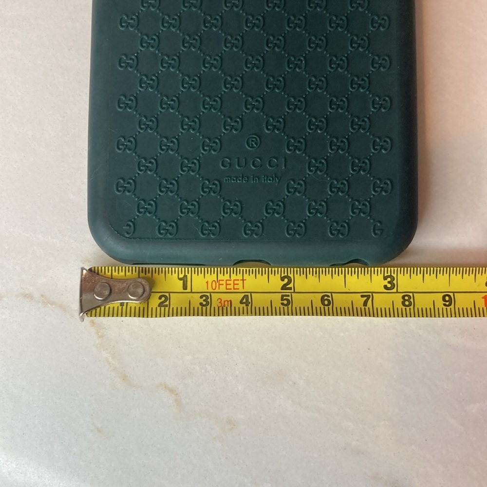 Gucci iPhone case. - Picture 4 of 4
